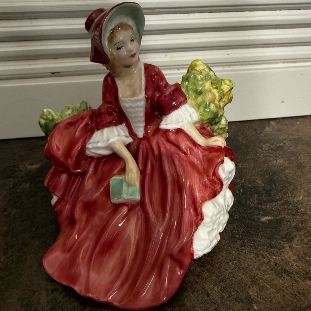 Royal Doulton - Lydia (H. N. 1908)